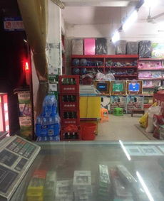 乔司工厂生活区 百货超市、商业街与卖场的零售生态